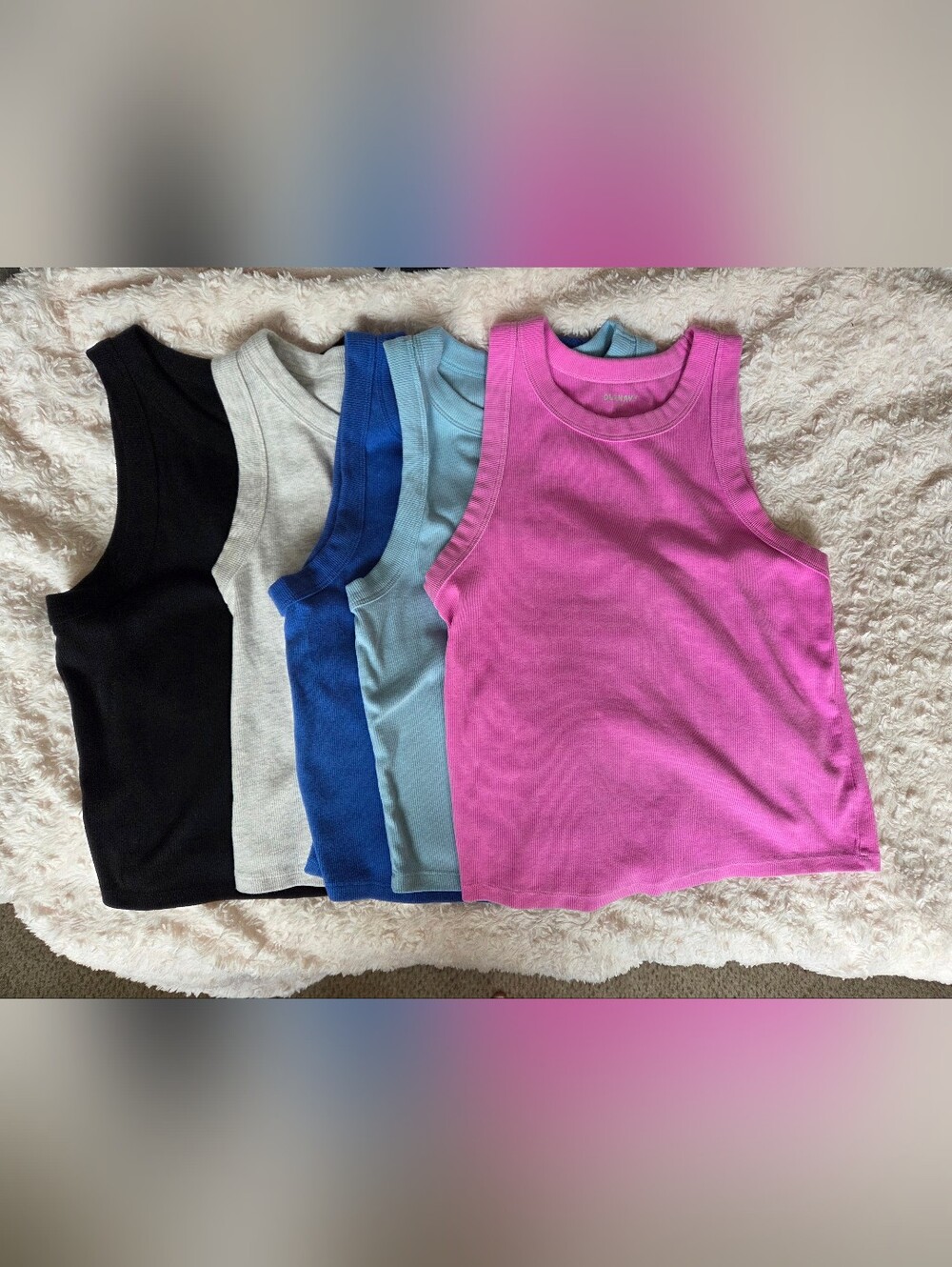 Old Navy Bundle Of Snug Ribbed Cropped Tank Tops